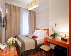 Golden Triangle Boutique Hotel (St Petersburg, Russia)