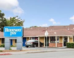 Hotel Rodeway Inn Monterey Near Fairgrounds (Monterey, USA)
