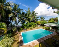 Hotelli Palm Beach Hotel (Praslin, Seychellit)