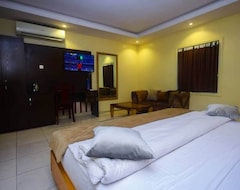 Hotel Elegance Suites (Lagos, Nigeria)