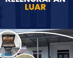 Koko talo/asunto Firdzura Home Semi D (Kuantan, Malesia)