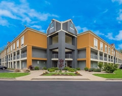 Khách sạn Clarion Pointe Indianapolis Northeast (Indianapolis, Hoa Kỳ)