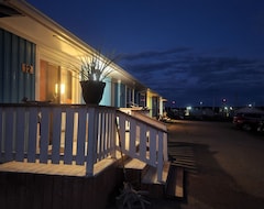 Khách sạn Points East Beach Motel (Souris, Canada)