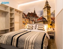 Tüm Ev/Apart Daire Tudor Apartment & Studio - In The Heart Of Old Town, Moments Away From The Black Church (Brasov, Romanya)