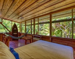 Resort Omega Tours Adventure Company & Eco Jungle Lodge (La Ceiba, Honduras)