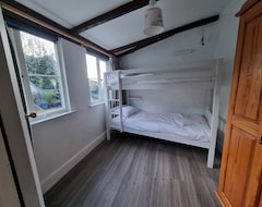 Toàn bộ căn nhà/căn hộ Delightful 2 Bed Character Cottage, Ideal Polruan Location With Stunning Views (Polruan, Vương quốc Anh)
