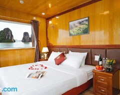 Khách sạn Emerald Cruises Cat Ba (Hải Phòng, Việt Nam)