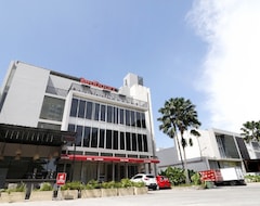 Khách sạn Reddoorz Plus @ Kapuk Business Park (Jakarta, Indonesia)