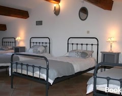 Bed & Breakfast Castel Chambres (Malves-en-Minervois, Francia)