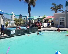 Otel Beyond Adventure Accommodation (Port Alfred, Güney Afrika)