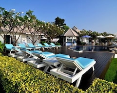 Lomakeskus Blue Sky Resort (Phetchaburi, Thaimaa)
