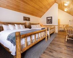 Hele huset/lejligheden Convienent And Affordable West Glacier Lodging - Beargrass Lodging #9 (Hungry Horse, USA)