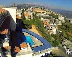 Khách sạn Hotel Le Crillon (Broumana, Lebanon)