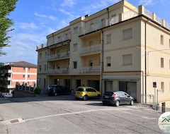 Hele huset/lejligheden Vrbo Property (Montefortino, Italien)