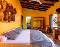 Khách sạn Suites La Hacienda (Puerto Escondido, Mexico)