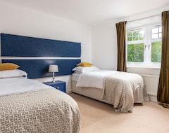 Hotel Turnberry Apartments (Turnberry, United Kingdom)