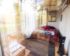 Toàn bộ căn nhà/căn hộ The Adler Cabin At Fernwood Hills (Komoka, Canada)