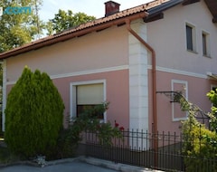 Toàn bộ căn nhà/căn hộ Nad Lahinjo (Črnomelj, Slovenia)
