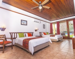 Hotel Nandel Beach Resort (La Cruz, Costa Rica)