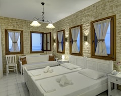 Hotel Agnadi - Horefto (Horefto, Grækenland)