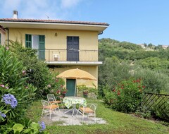 Toàn bộ căn nhà/căn hộ Nice Apartment For 4 People With Wifi, Tv, Balcony And Pets Allowed (Caravonica, Ý)