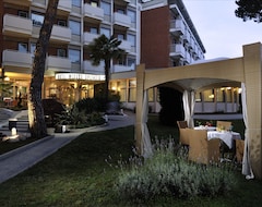 Khách sạn Hotel Medusa Splendid (Lignano Sabbiadoro, Ý)