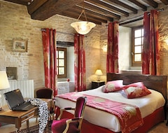 Hotel Le Manoir De Mathan Crepon A La Campagne 5 Mn D'Arromanches Et 10 Mn De Bayeux (Crépon, Francia)