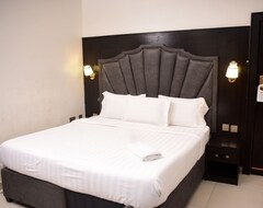 Panyu Hotels And Resort (Aba, Nijerya)