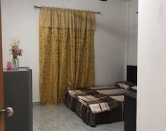 Entire House / Apartment Iman Homestay (Lawas, Malaysia)