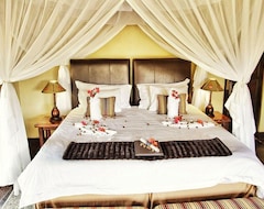 Hotel Kambaku River Sands (Hoedspruit, South Africa)