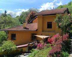 Hotelli Beautiful Apartment For 6 People With Wifi, Tv, Pets Allowed And Parking (Arona, Italia)
