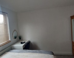 Koko talo/asunto Inviting 1-bed Apartment In Coventry (Coventry, Iso-Britannia)