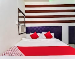 Khách sạn Oyo 60800 Hotel Landlord (Rohtak, Ấn Độ)