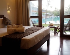 Hotel Carolina Beach Resort & Spa (Chilaw, Sri Lanka)