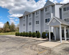 Hotel Sleep Inn & Suites Clarion, PA near I-80 (Clarion, USA)