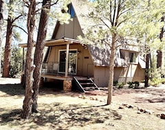 Entire House / Apartment Cozy A Frame On 1 Acre Beautiful Ponderosa And Piñon Pines, And Junipers (Overgaard, USA)