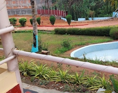 Khách sạn Hotel Queen Palace (Agartala, Ấn Độ)