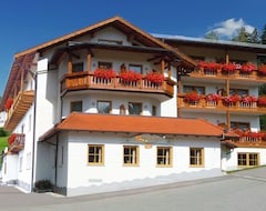 Khách sạn GarniHotel zur Linde - Bayerischer Wald - inklusiv AktivCard - kostenloser Parkplatz (Lohberg, Đức)