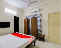 Khách sạn Oyo Kailaya Gudil Residency (Chennai, Ấn Độ)
