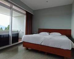 Hotel Amanda Hills (Semarang, Indonezija)