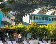 Khách sạn Armeno Beach Hotel (Nidri, Hy Lạp)