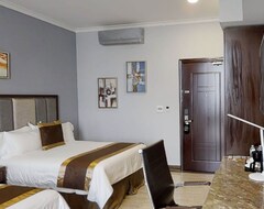 Khách sạn Hotel City Plaza & Suites (David, Panama)