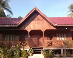 Khách sạn Nongsak Guesthouse And Restaurant (Muang Khong, Lào)