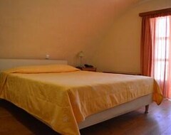 Hotelli Anemomilos Suites (Fira, Kreikka)