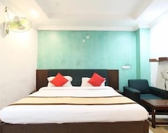 Hotel Monarch Inn (Lucknow, India)