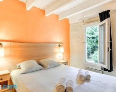 Hotel Rez De ChaussÉe- Grande Terrasse- Proche Plage (Agde, Francia)