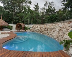 Khách sạn Bubble Hotel In The Mayan Jungle (Puerto Morelos, Mexico)