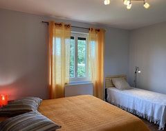 Toàn bộ căn nhà/căn hộ Gite Pierrefitte-sur-loire, 4 Bedrooms, 9 Persons (Pierrefitte-sur-Loire, Pháp)