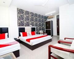 Khách sạn Oyo 44668 Hotel Plazza (Hissar, Ấn Độ)