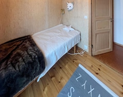Toàn bộ căn nhà/căn hộ This Fully Equipped, Spacious Vacation Home With Sauna Is Located On The Grounds Of Fjällbacka Golf (Fjällbacka, Thụy Điển)